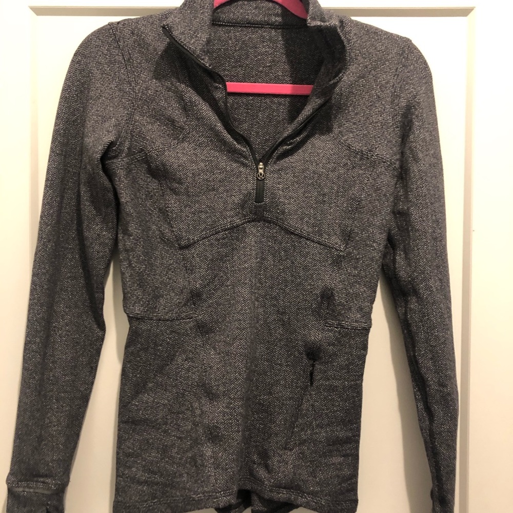 Lululemon 1/2 zip up jacket with pocket